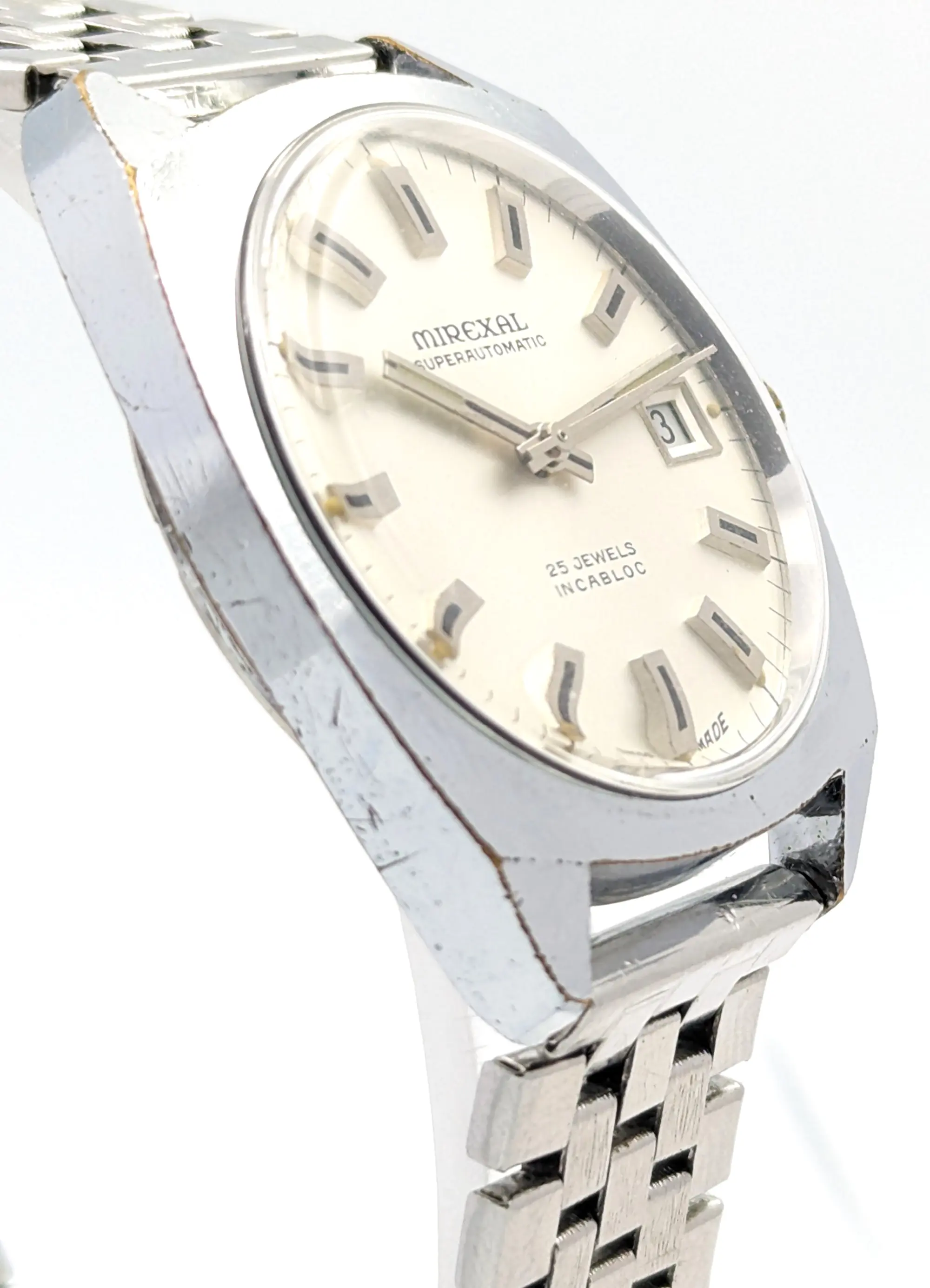 ca. + CHF 350 You will have a new watch, Rechromed